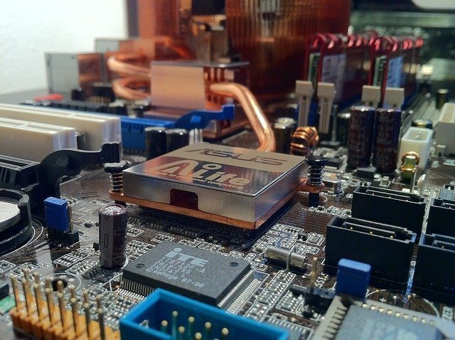 Ein Motherboard ist ein integriertes System.