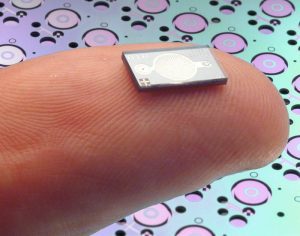 Was sind MEMS (mikro-elektromechanische Systeme) | 1 Nano-Insulinpumpe von Debiotech mit MEMS.